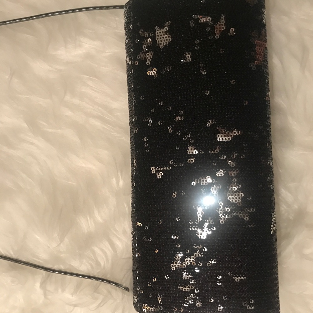 Purse - Picture 3 of 4